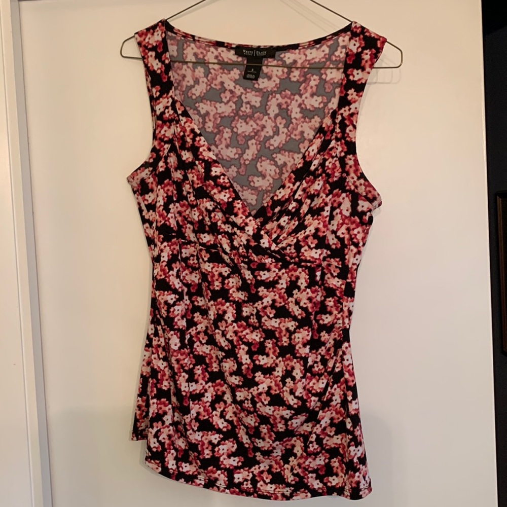 White House Black Market no sleeve top Size S